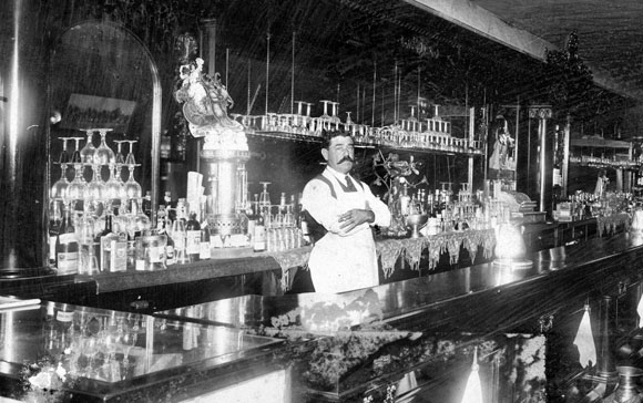 early1900s-bartender